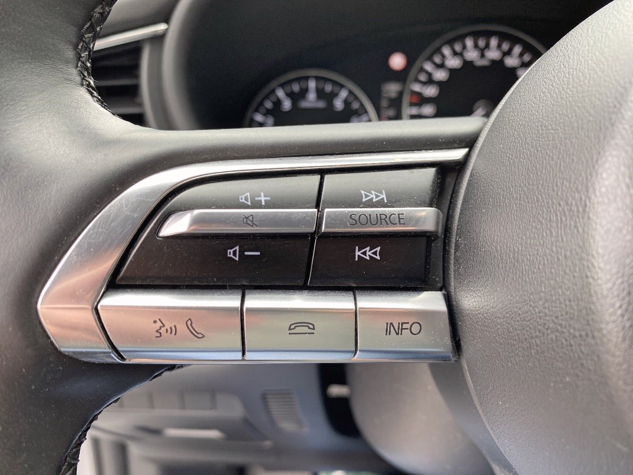 mazda - Visuel 24