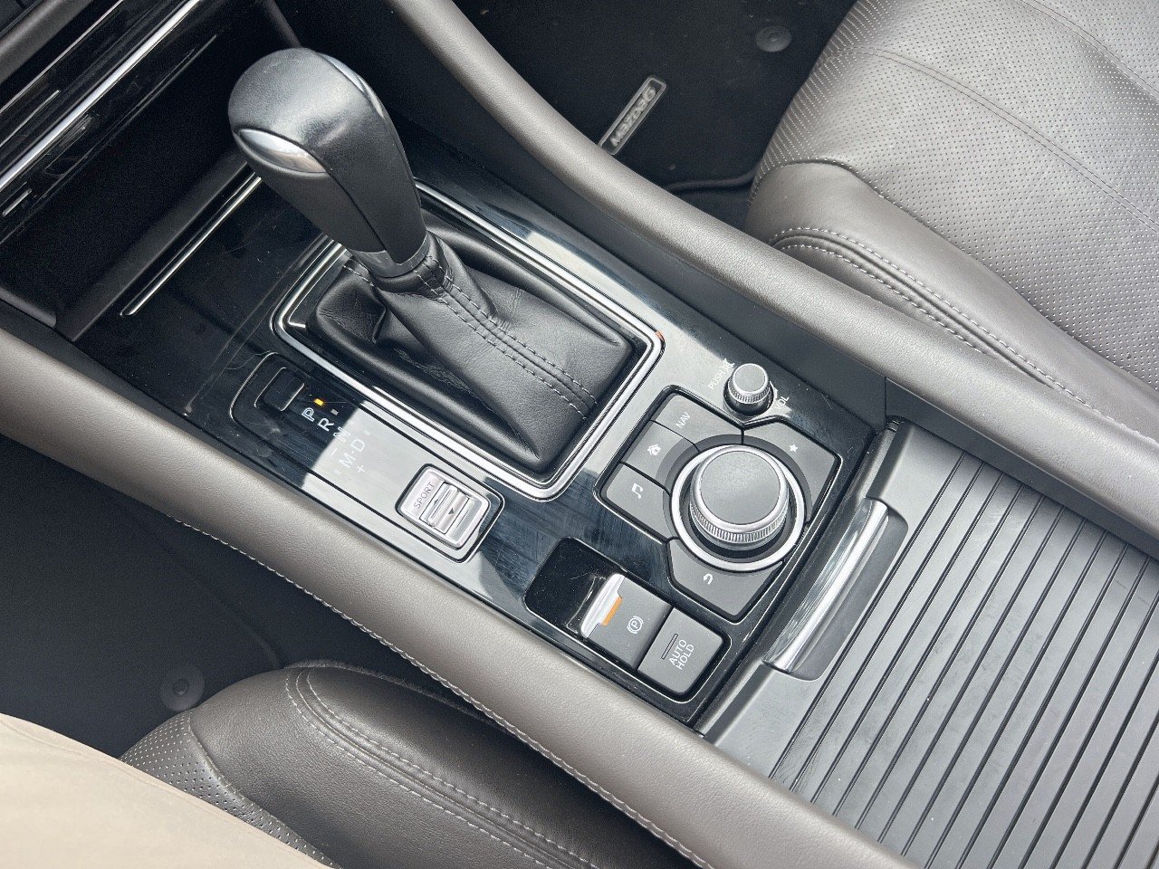 mazda - Visuel 14