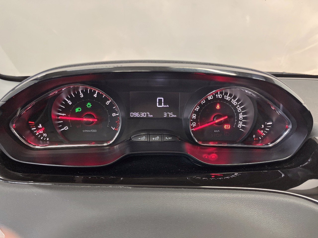 peugeot - Visuel 23