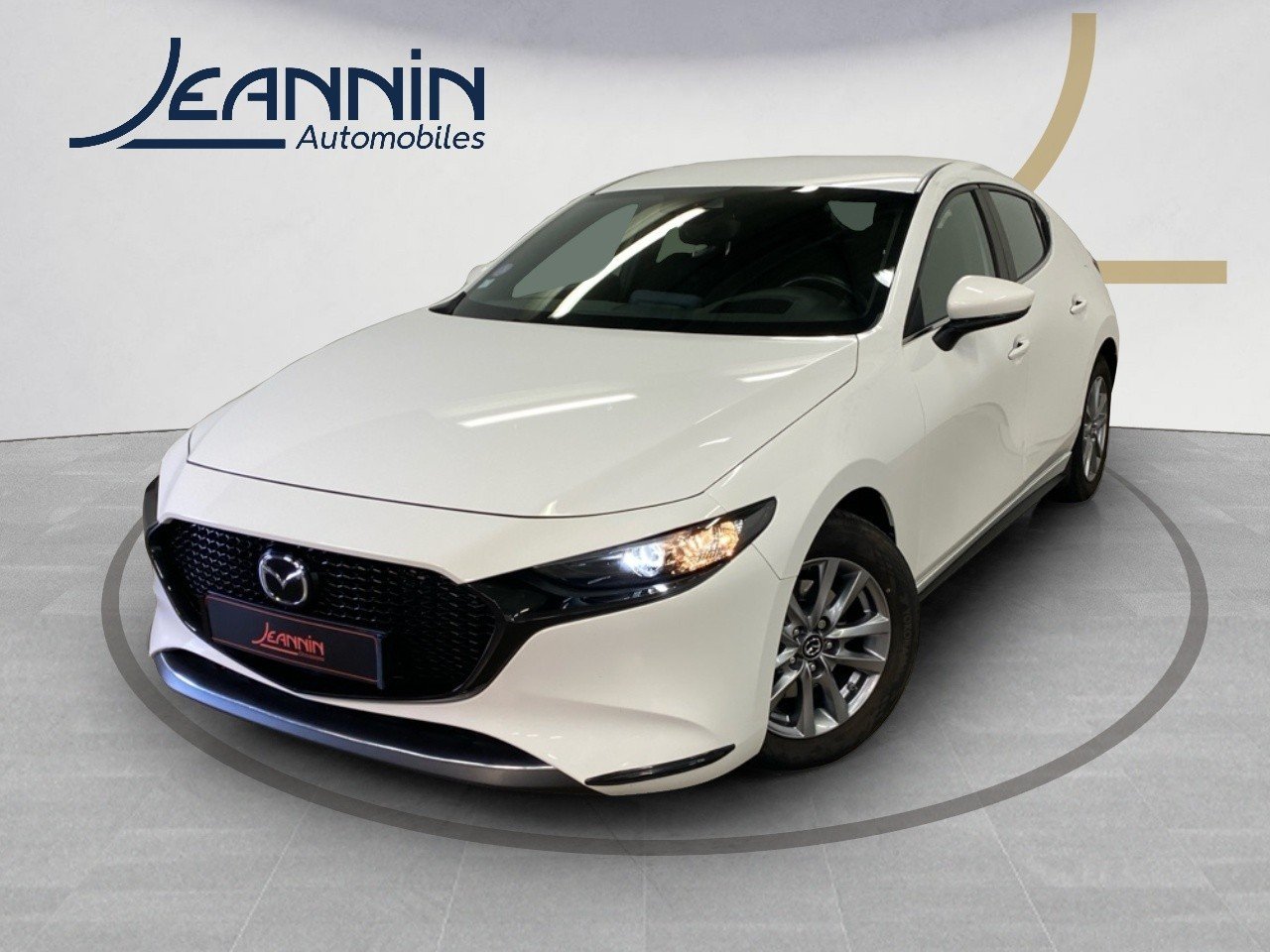 En savoir plus sur MAZDA3